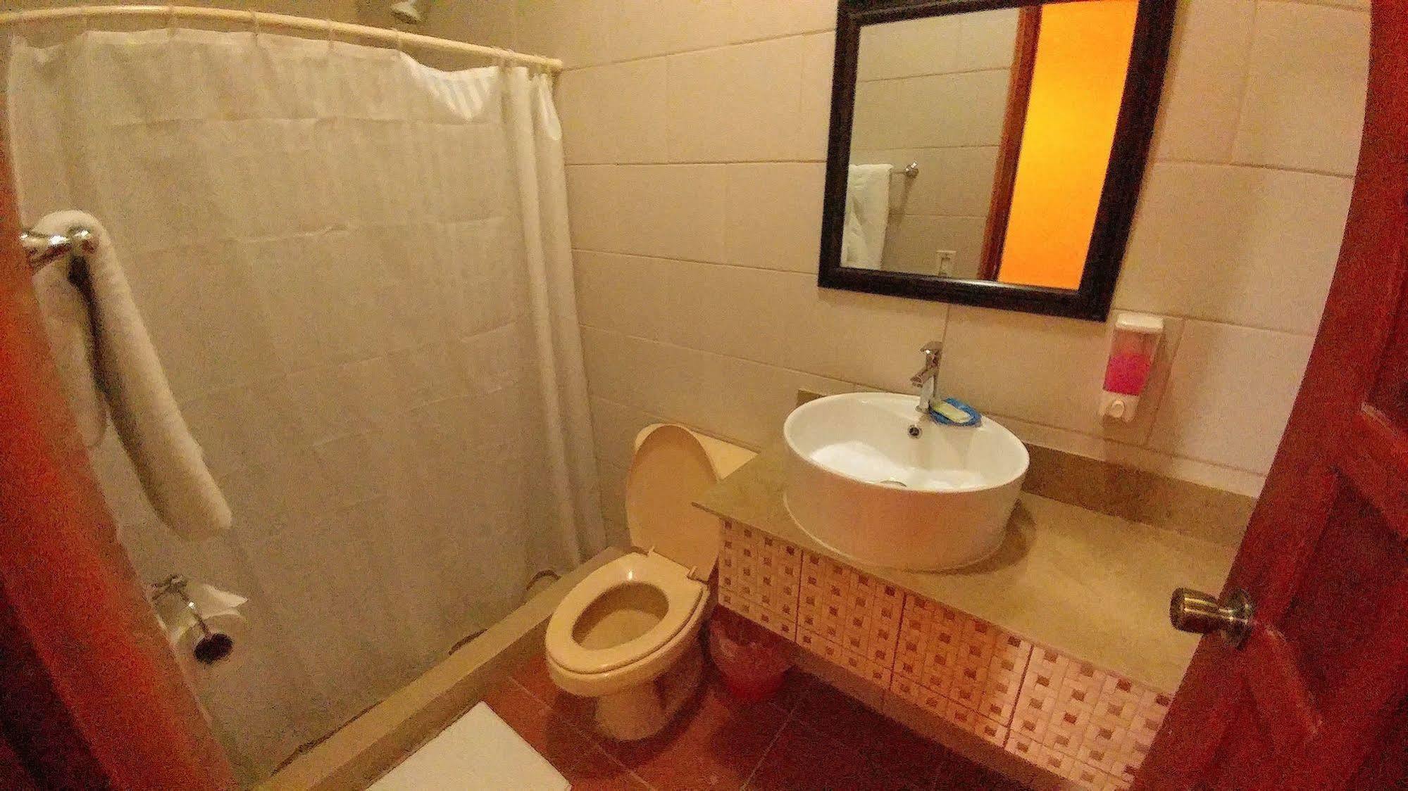 Hotel El Internacional Granada Extérieur photo