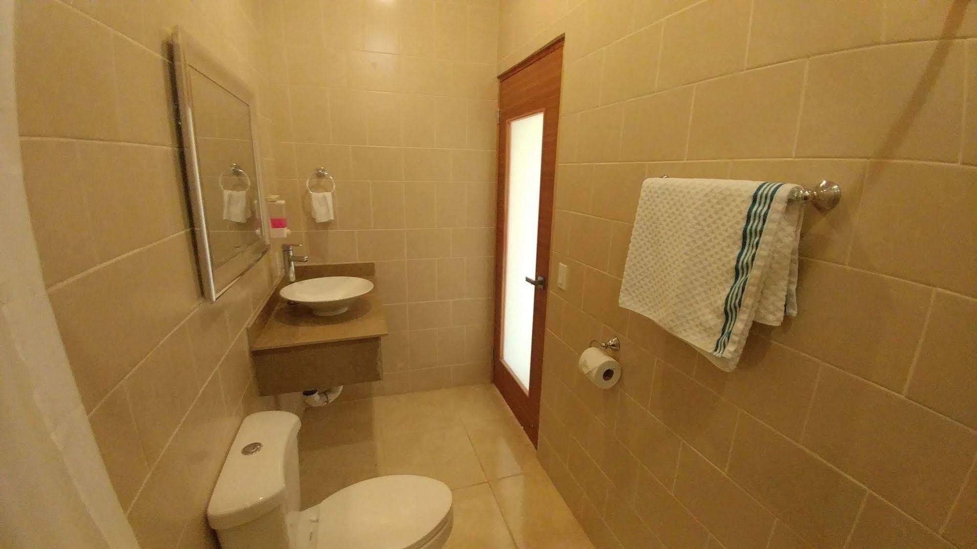 Hotel El Internacional Granada Extérieur photo