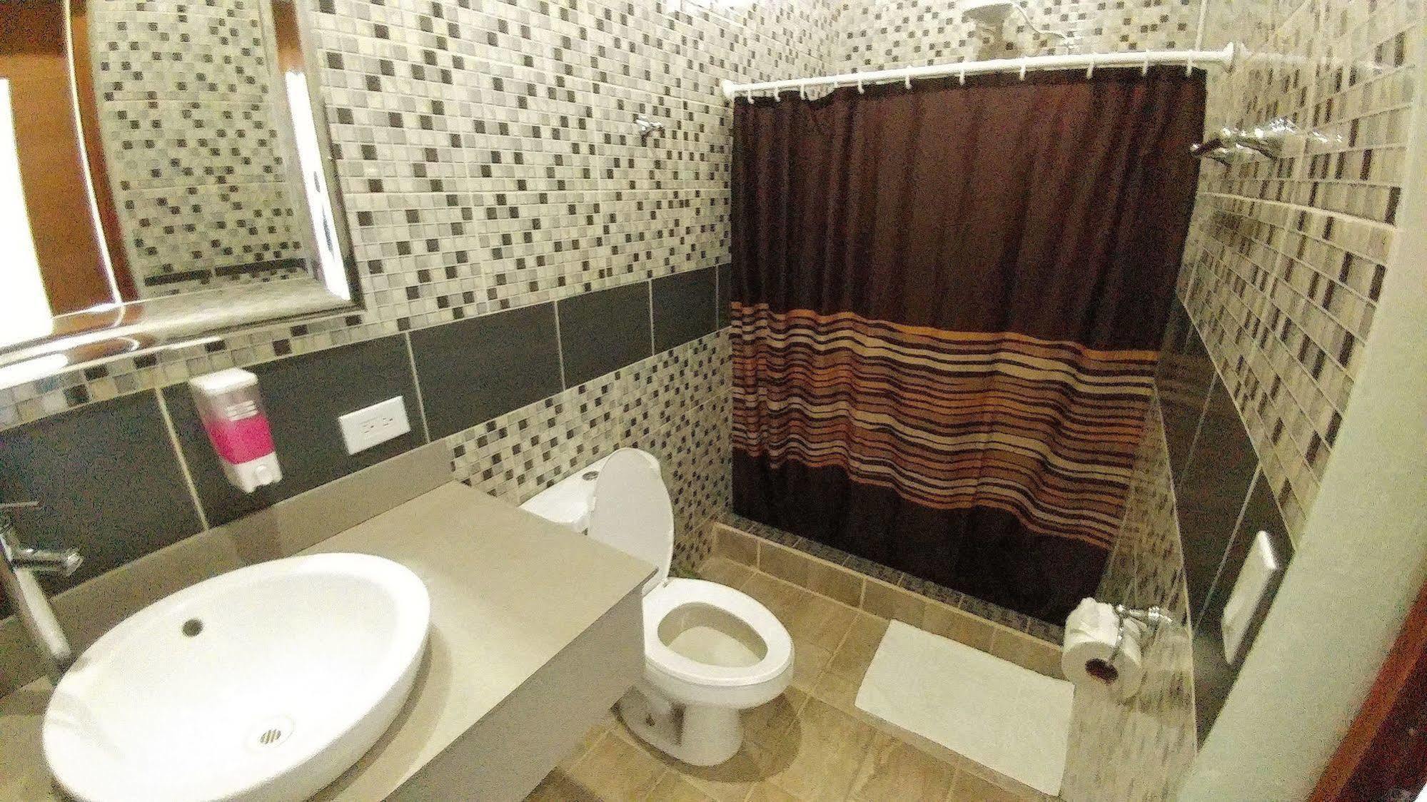 Hotel El Internacional Granada Extérieur photo